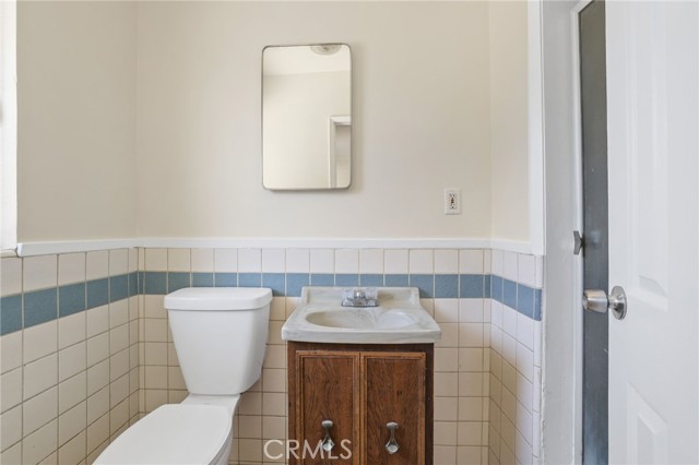 124 S Glengrove Avenue, San Dimas CA: https://media.crmls.org/medias/d79337eb-4fdc-490a-9dc9-6ab3ba2c4fb2.jpg