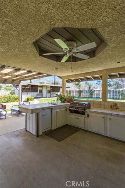 Detail Gallery Image 33 of 45 For 28216 Eucalyptus, Highland,  CA 92346 - 3 Beds | 2/1 Baths