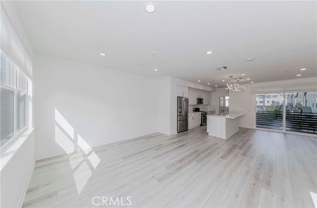 Detail Gallery Image 11 of 52 For 11005 Skyglow Dr, Rancho Cucamonga,  CA 91730 - 3 Beds | 2/2 Baths