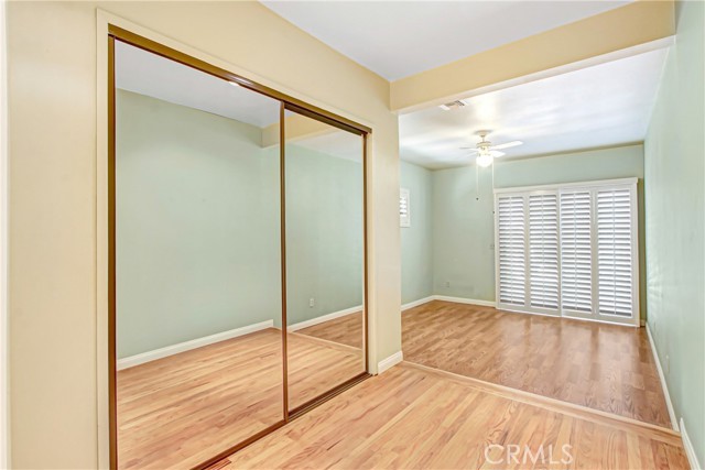 Detail Gallery Image 12 of 17 For 16510 Iris, Fontana,  CA 92335 - 3 Beds | 2 Baths