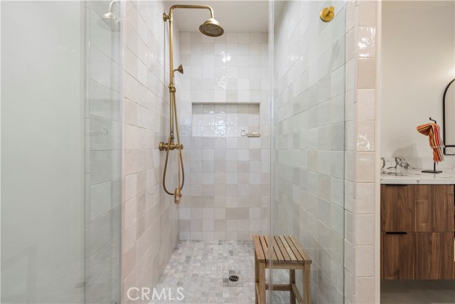 Detail Gallery Image 32 of 73 For 22510 Decoro Dr, Saugus,  CA 91350 - 4 Beds | 3 Baths