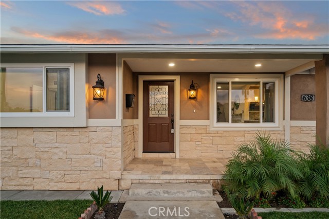 Detail Gallery Image 6 of 63 For 638 N Buttonwood, Anaheim,  CA 92805 - 4 Beds | 3 Baths