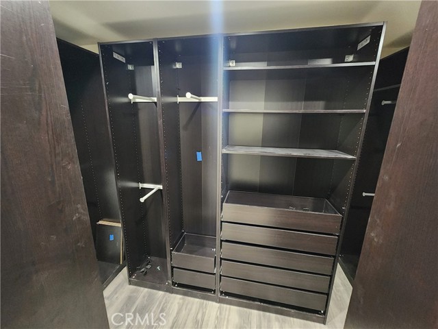 Detail Gallery Image 35 of 43 For 9462 Givens, Northridge,  CA 91325 - 4 Beds | 5 Baths