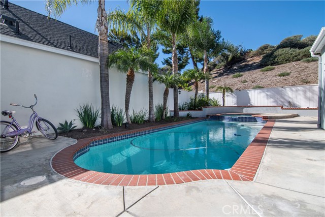 Detail Gallery Image 5 of 35 For 27511 White Fir Ln, Mission Viejo,  CA 92691 - 3 Beds | 2/1 Baths