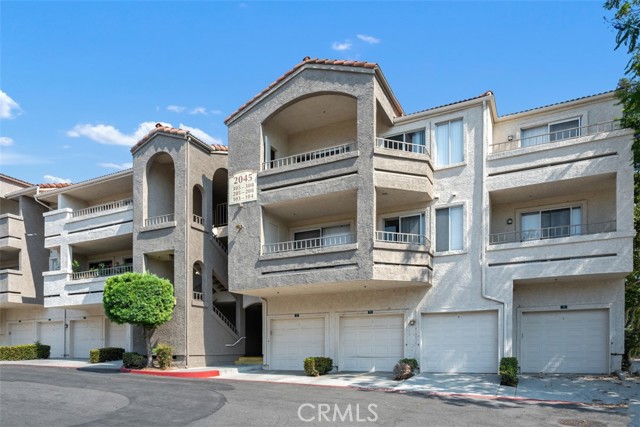 Detail Gallery Image 5 of 39 For 2045 Las Colinas Cir #103,  Corona,  CA 92879 - 1 Beds | 1 Baths