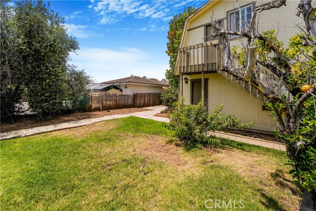 1300 Oak Avenue, Carlsbad CA: https://media.crmls.org/medias/d796ba38-6675-453b-a325-19074112cb3a.jpg