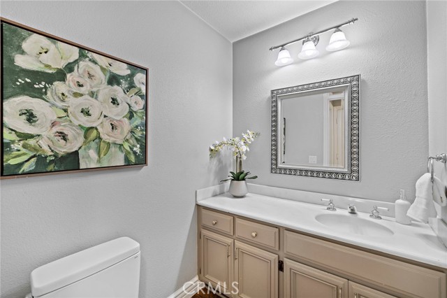 Detail Gallery Image 21 of 35 For 20 Highpoint, Rancho Santa Margarita,  CA 92679 - 4 Beds | 3/1 Baths