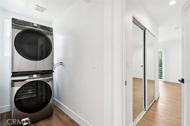 Detail Gallery Image 3 of 16 For 4514 St Elmo Dr, Los Angeles,  CA 90019 - 3 Beds | 2/1 Baths
