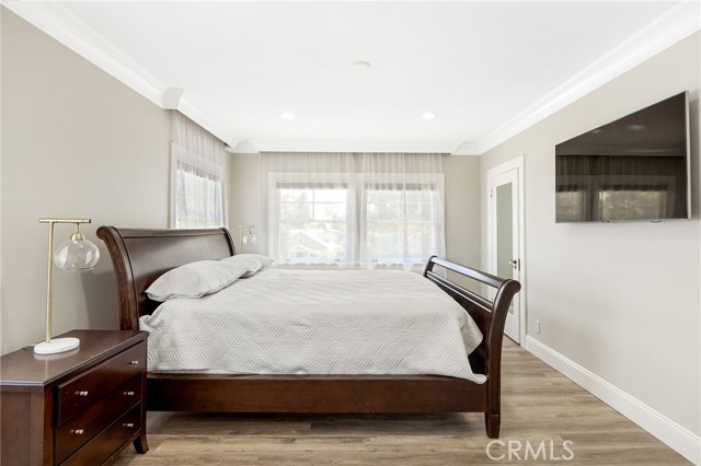1281 E Orange Grove Boulevard, Pasadena CA: https://media.crmls.org/medias/d7985d9d-7f9f-406f-bb8a-48af0f4cee78.jpg