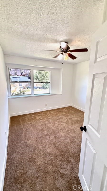 Detail Gallery Image 30 of 34 For 134 W Broadbent, Riverside,  CA 92507 - 4 Beds | 3 Baths