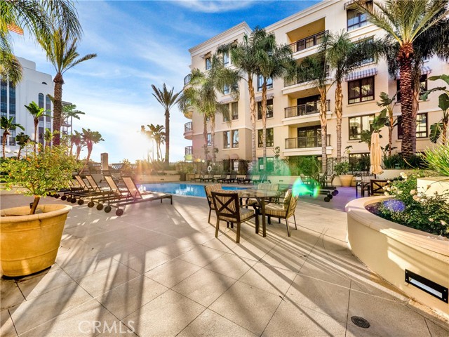 Detail Gallery Image 36 of 41 For 305 Caruso, Glendale,  CA 91210 - 2 Beds | 3 Baths