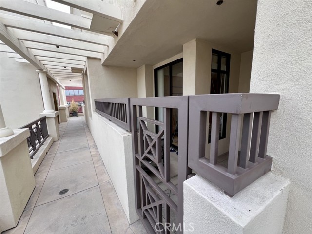 Detail Gallery Image 14 of 40 For 11847 Gorham Ave #403,  Los Angeles,  CA 90049 - 2 Beds | 2/1 Baths