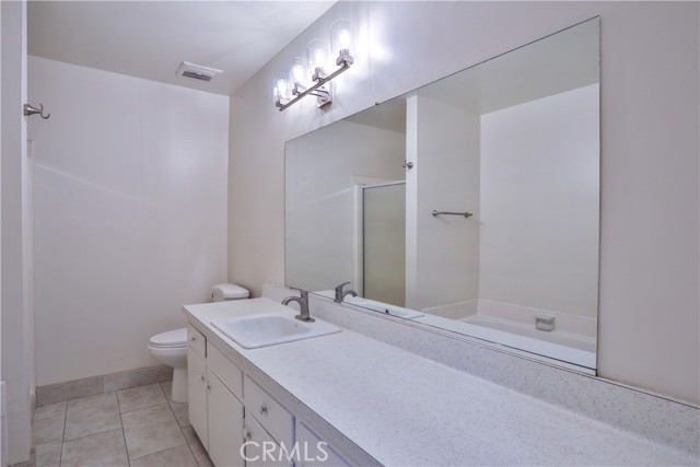 Detail Gallery Image 13 of 38 For 2963 Elgin Dr #D,  Riverside,  CA 92507 - 2 Beds | 1/1 Baths