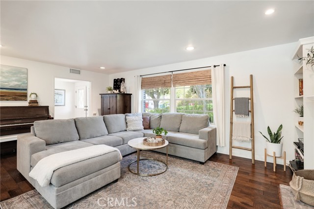 29304 Indian Valley Road, Rolling Hills Estates, California 90275, 4 Bedrooms Bedrooms, ,1 BathroomBathrooms,Residential,Sold,Indian Valley,SB23106630