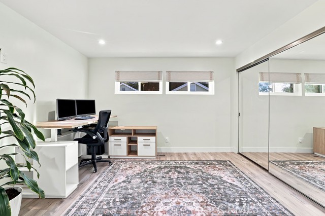 6951 Bellclaire photo 11