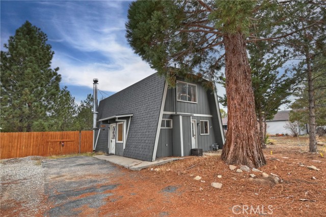 Detail Gallery Image 4 of 39 For 236 E Cinderella, Big Bear City,  CA 92314 - 2 Beds | 1 Baths