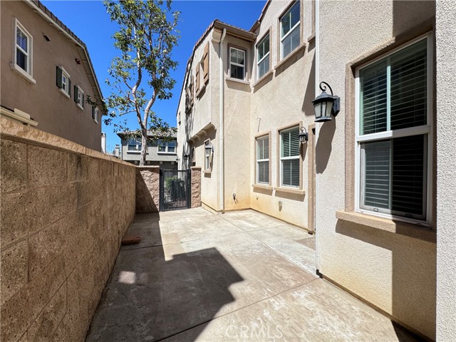 Detail Gallery Image 23 of 27 For 14975 S Highland Ave #17,  Fontana,  CA 92336 - 3 Beds | 2/1 Baths