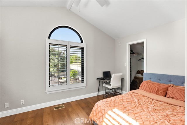 Detail Gallery Image 46 of 54 For 25009 Atwood Bld, Newhall,  CA 91321 - 3 Beds | 2/1 Baths