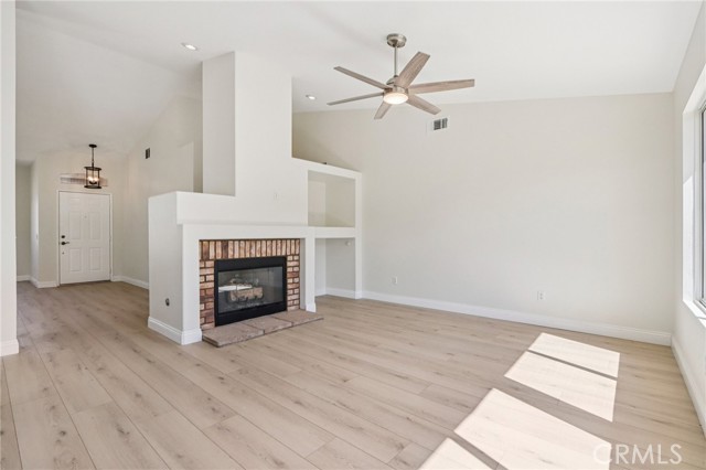 Detail Gallery Image 8 of 32 For 33097 Corte Ganso, Temecula,  CA 92592 - 3 Beds | 2 Baths