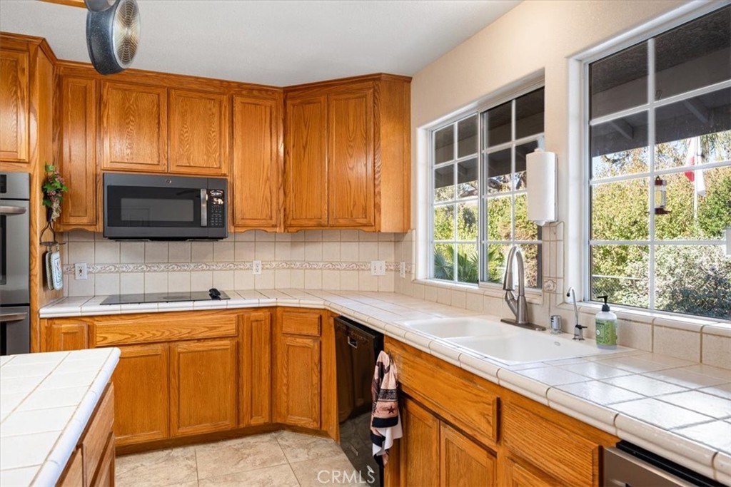 MLS #SC25250440 image #12