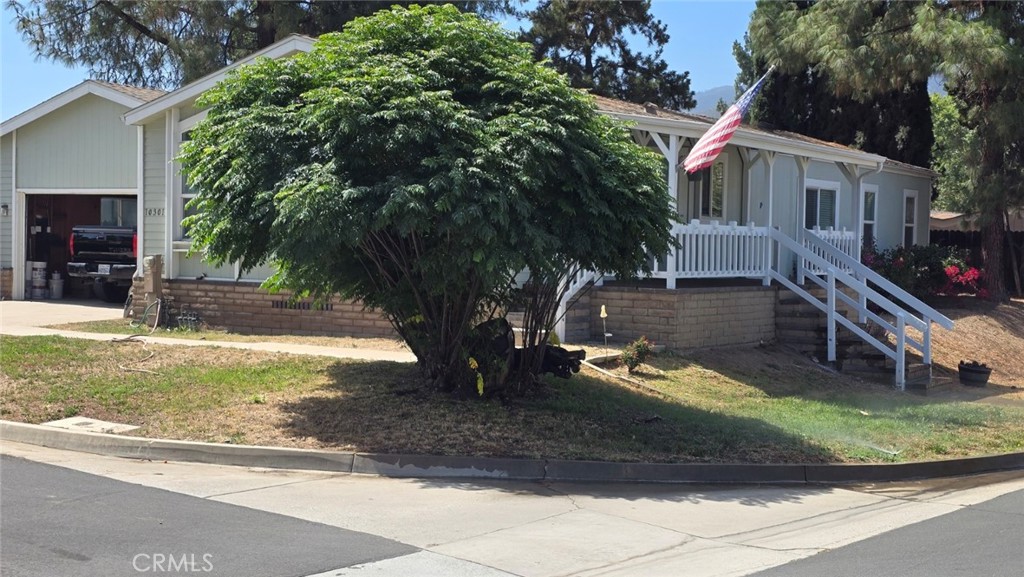 10301 Wagonroad W