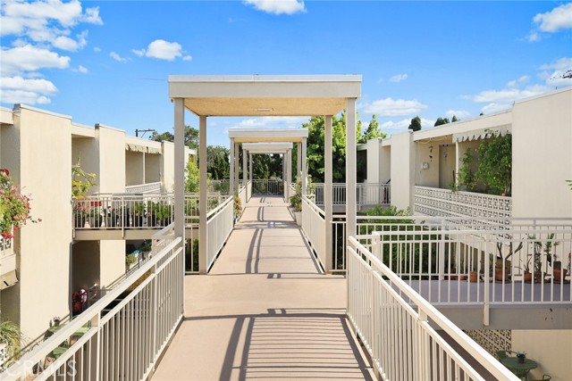Detail Gallery Image 7 of 43 For 1200 W Huntington Dr #20,  Arcadia,  CA 91007 - 2 Beds | 2 Baths