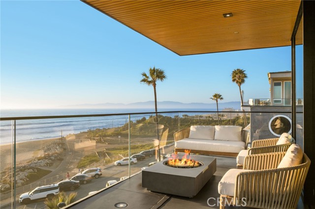 4320 The Strand, Manhattan Beach, California 90266, 3 Bedrooms Bedrooms, ,1 BathroomBathrooms,Residential,For Sale,The Strand,SB25006940