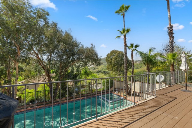 Detail Gallery Image 27 of 42 For 30619 Early Round Dr, Canyon Lake,  CA 92587 - 3 Beds | 2/1 Baths