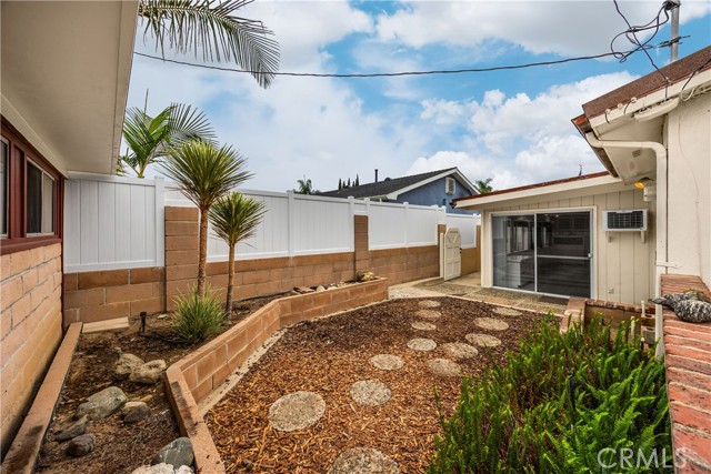 2705 E Orange Grove, Orange CA: https://media.crmls.org/medias/d79d434a-3034-4121-8bf2-42ede14d827e.jpg