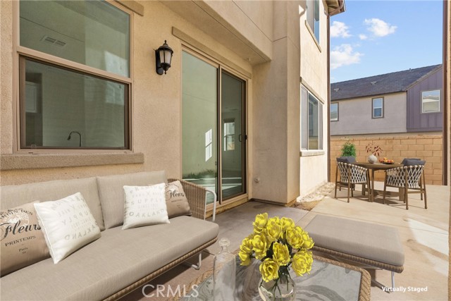 15992 Jamie Lane, Fontana CA: https://media.crmls.org/medias/d79d7207-d520-402f-97e3-18e394b6018e.jpg