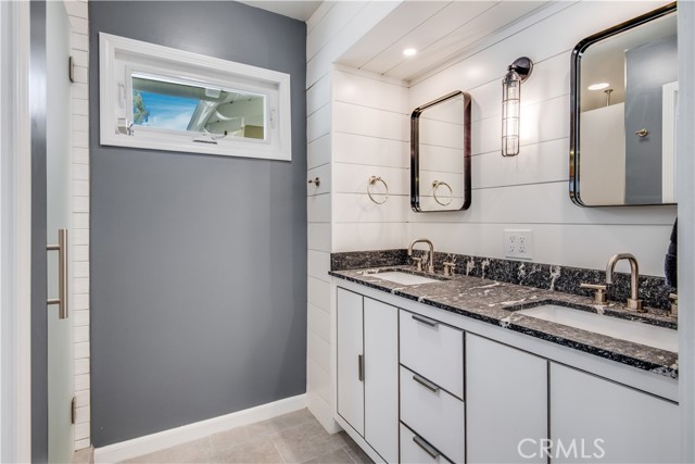 27548 Eastvale Road, Palos Verdes Peninsula, California 90274, 5 Bedrooms Bedrooms, ,2 BathroomsBathrooms,Residential,Sold,Eastvale,PV22088105