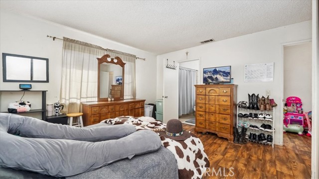 Detail Gallery Image 15 of 36 For 12885 Triple Tree, Victorville,  CA 92392 - 2 Beds | 2 Baths