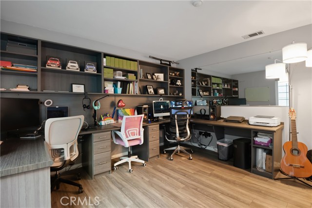 2006 Mathews Avenue, Redondo Beach, California 90278, 3 Bedrooms Bedrooms, ,2 BathroomsBathrooms,Residential,Sold,Mathews,SB22240976