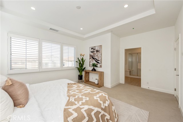 Detail Gallery Image 23 of 31 For 111 Omar, Irvine,  CA 92620 - 4 Beds | 3 Baths