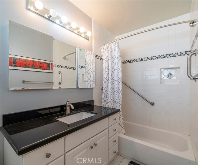 2921 Pacific Avenue, Manhattan Beach, California 90266, 4 Bedrooms Bedrooms, ,2 BathroomsBathrooms,Residential,Sold,Pacific,SB21200335