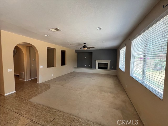 6686 Sand Dunes Street, Eastvale CA: https://media.crmls.org/medias/d7a00f4c-d1a4-4421-bb98-7a5d5bfb538b.jpg
