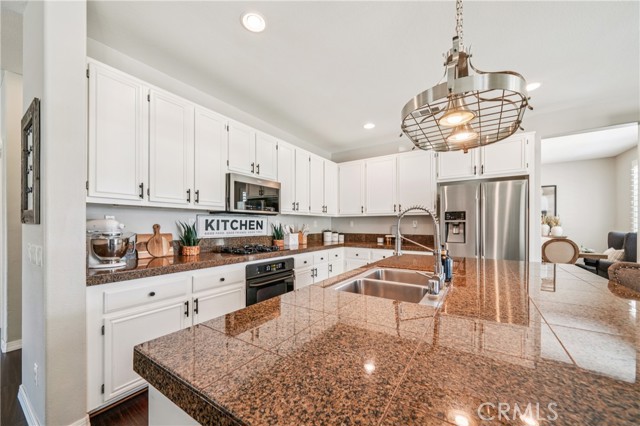 31257 Gatehouse Court, Murrieta CA: https://media.crmls.org/medias/d7a01774-107d-4800-a74f-fa18e02d90d2.jpg