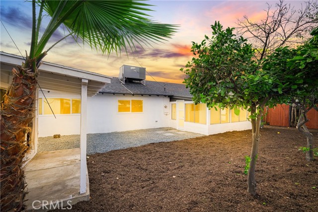 Detail Gallery Image 2 of 51 For 25556 Lomas Verdes, Loma Linda,  CA 92354 - 4 Beds | 2 Baths
