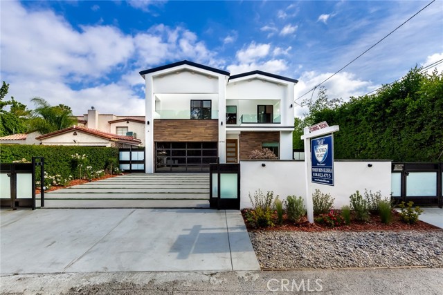 12732 Hortense Street, Studio City CA: https://media.crmls.org/medias/d7a1503e-34c1-4d20-abf6-58933cb28114.jpg