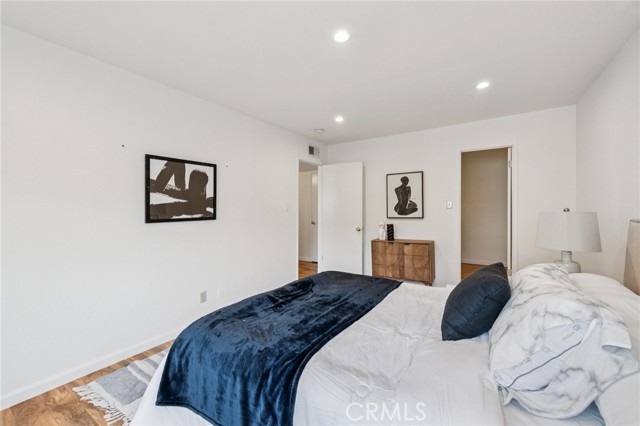 Detail Gallery Image 18 of 40 For 125 S Sierra Madre #215,  Pasadena,  CA 91107 - 2 Beds | 2 Baths