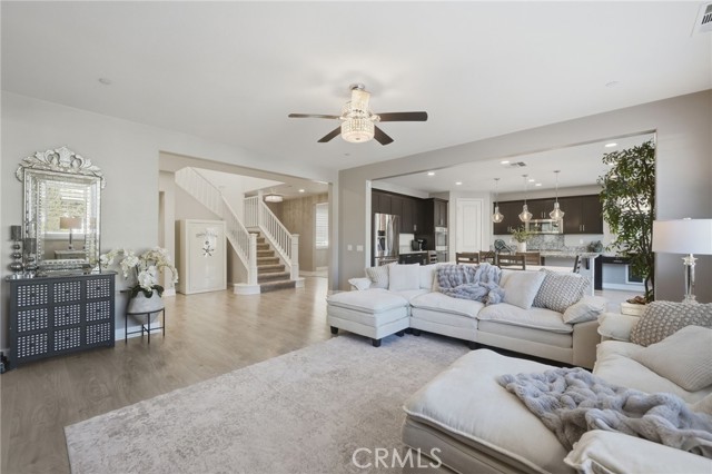 Detail Gallery Image 2 of 68 For 36745 Braken Way, Lake Elsinore,  CA 92532 - 5 Beds | 3 Baths