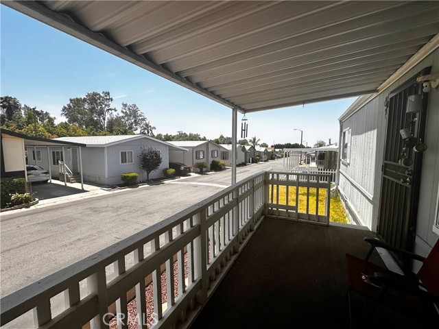 2140 Mentone Boulevard, Mentone CA: https://media.crmls.org/medias/d7a2d4a8-86f1-43c9-9b8d-d120a5c32638.jpg