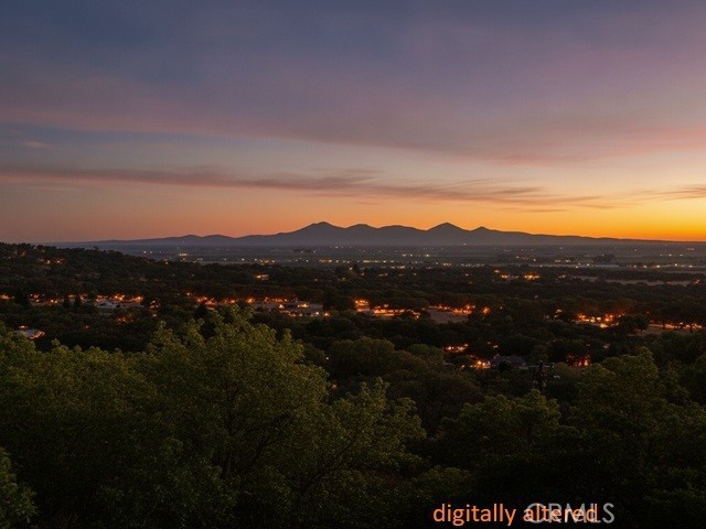 https://media.crmls.org/medias/d7a36310-493d-40f8-a77d-45e0a1030bdb.jpg?preset=X-Large