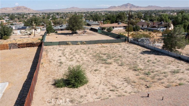 Detail Gallery Image 22 of 28 For 16195 Deeplake Ave, Palmdale,  CA 93591 - 3 Beds | 2 Baths