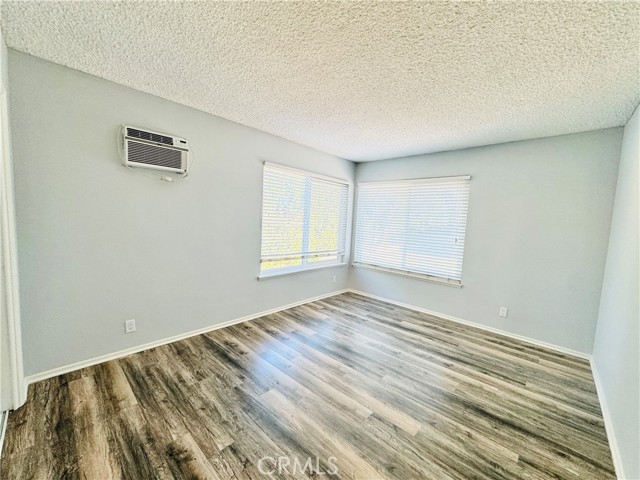 Detail Gallery Image 25 of 45 For 16737 Pineridge, Granada Hills,  CA 91344 - 4 Beds | 2/1 Baths