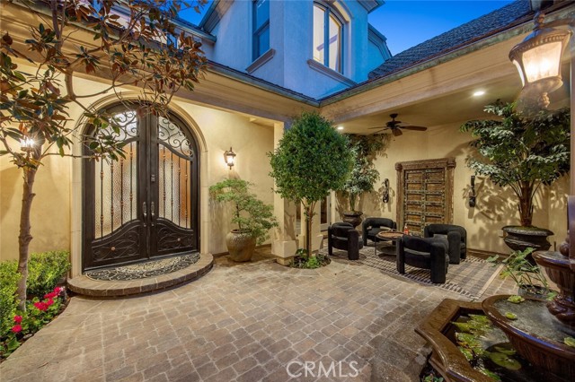 25769 Oak Leaf Court, Valencia CA: https://media.crmls.org/medias/d7a3cf24-e5eb-4a10-8d8c-e660c92826af.jpg