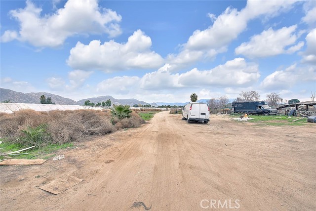 Image 13 of 35 For 29570 13 Th Street