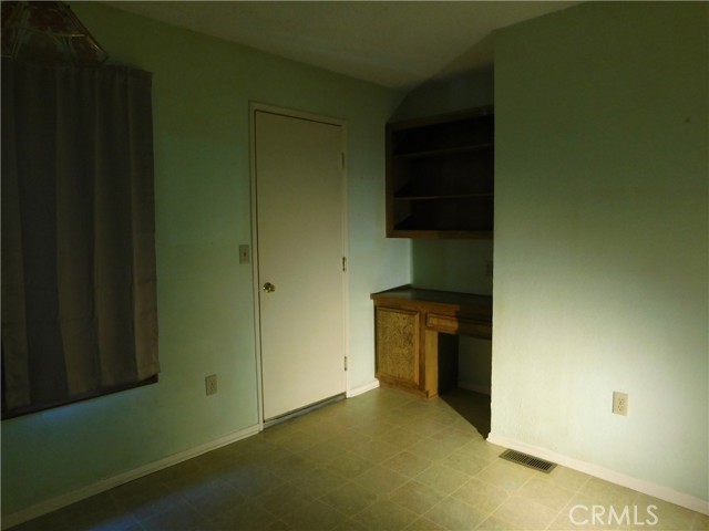 Detail Gallery Image 16 of 23 For 14323 Winchester, Mojave,  CA 93501 - 3 Beds | 2 Baths