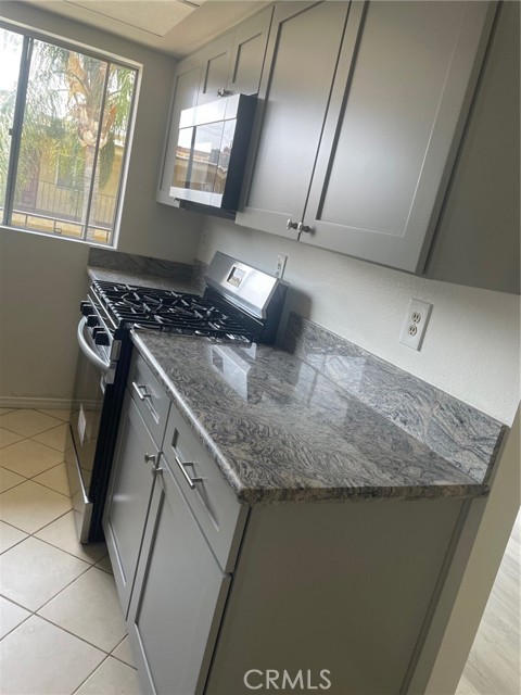 Image 5 of 11 For 8505 Columbus Avenue 316