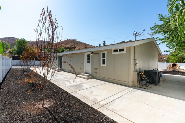 Detail Gallery Image 6 of 26 For 24551 Carl Rd, Wildomar,  CA 92595 - 4 Beds | 2 Baths